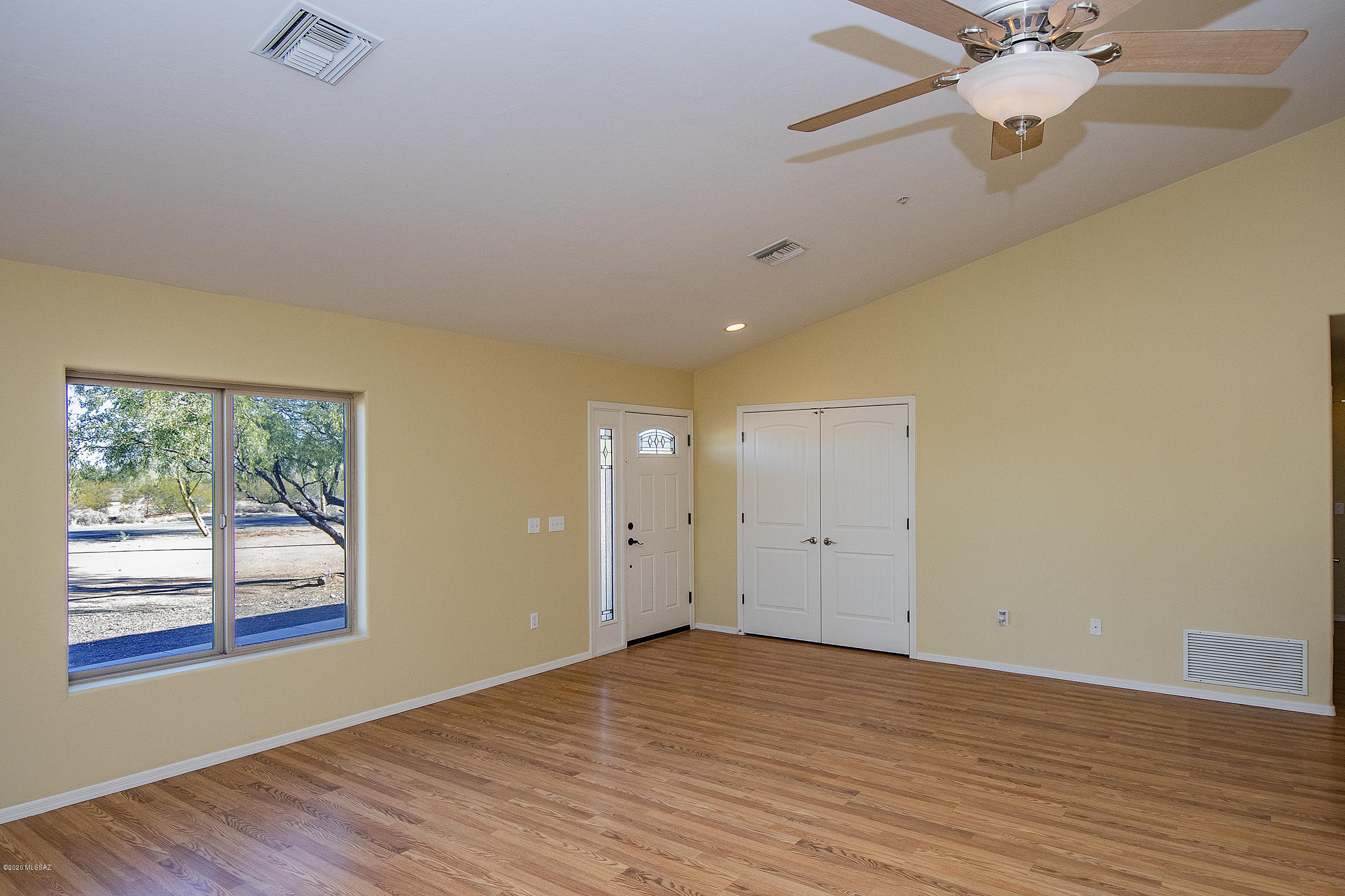 12559 West Magee Road Tucson, AZ 85743 - Photo 6 of 35