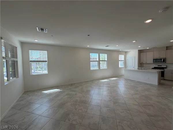 $2,350 | 3581 Sorridere Lane, Henderson, NV 89044