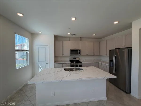 $2,350 | 3581 Sorridere Lane, Henderson, NV 89044