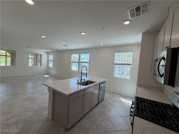 $2,350 | 3581 Sorridere Lane, Henderson, NV 89044