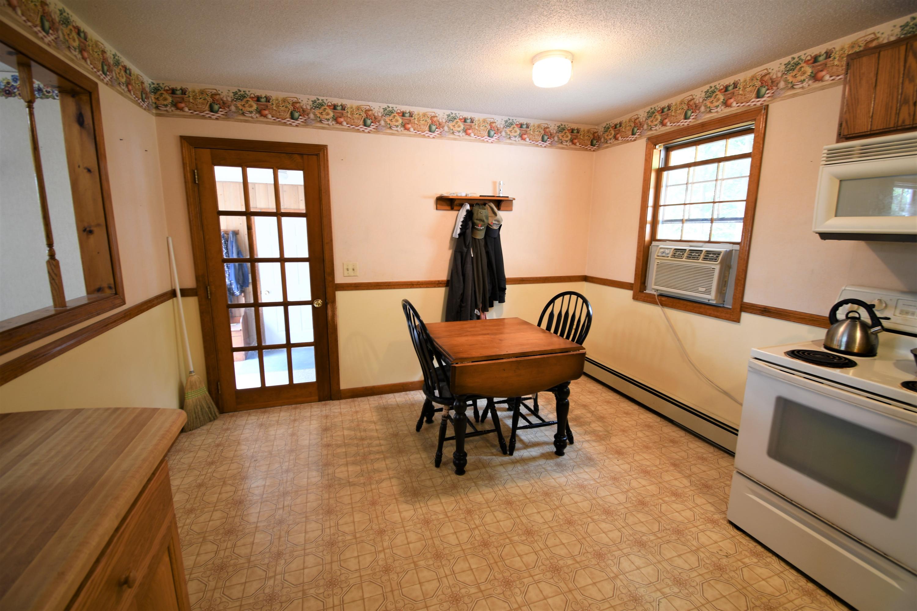 124 Stagecoach Road Unity, ME 04988 - Photo 6 of 23 Dining Area