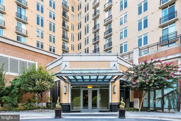 $2,200 | 155 Potomac Passage, Unit 408, National Harbor, MD 20745