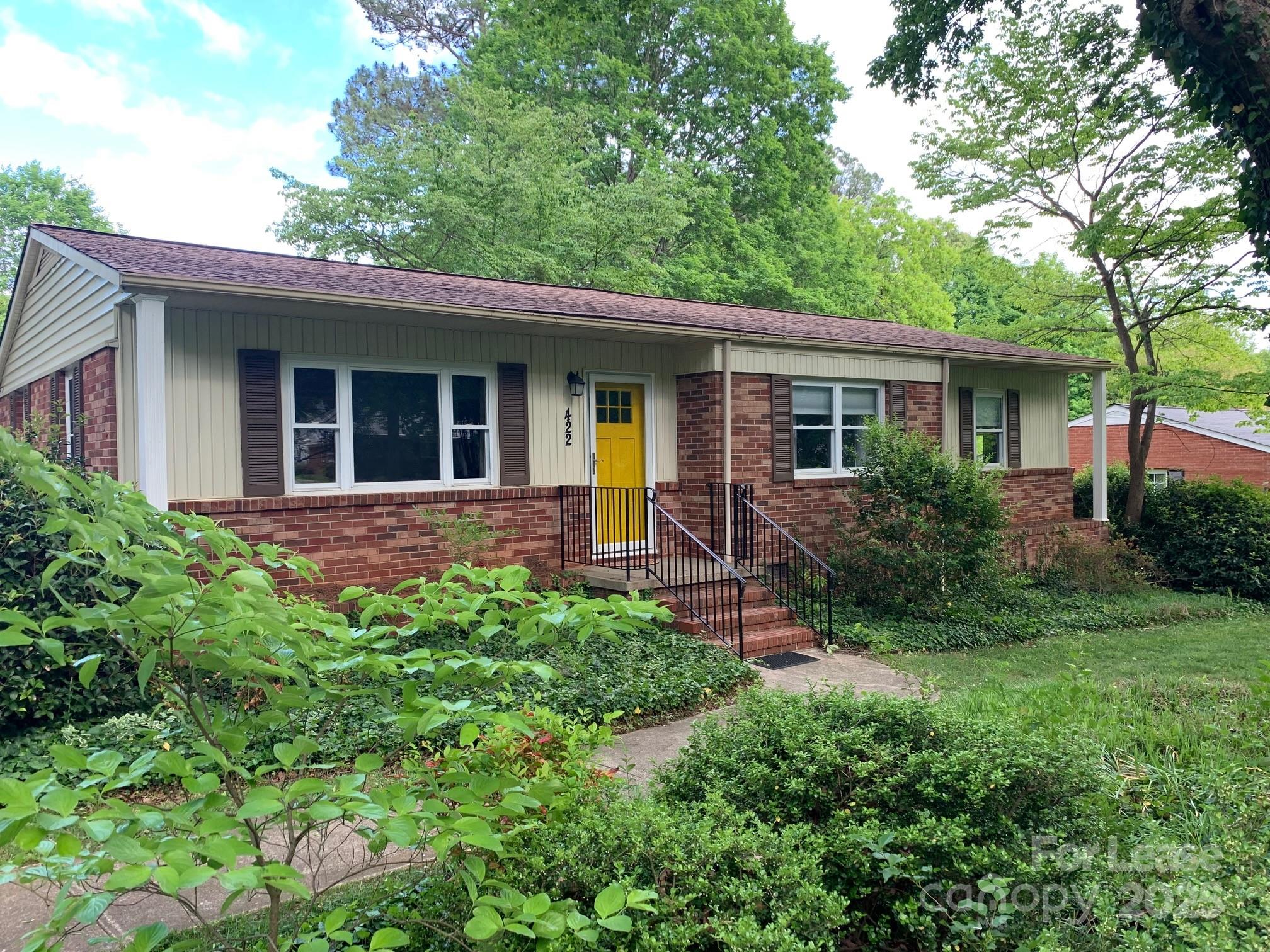 422 Fieldstone Road Mooresville, NC 28115 - Photo 2 of 30