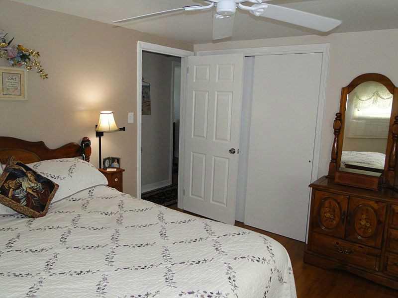 266 McConnell Road Canonsburg, PA 15317 - Photo 13 of 25 Master Bedroom.