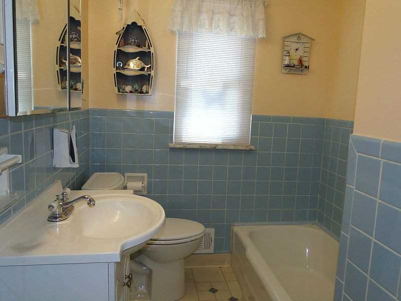 266 McConnell Road Canonsburg, PA 15317 - Photo 16 of 25 Full Bath.