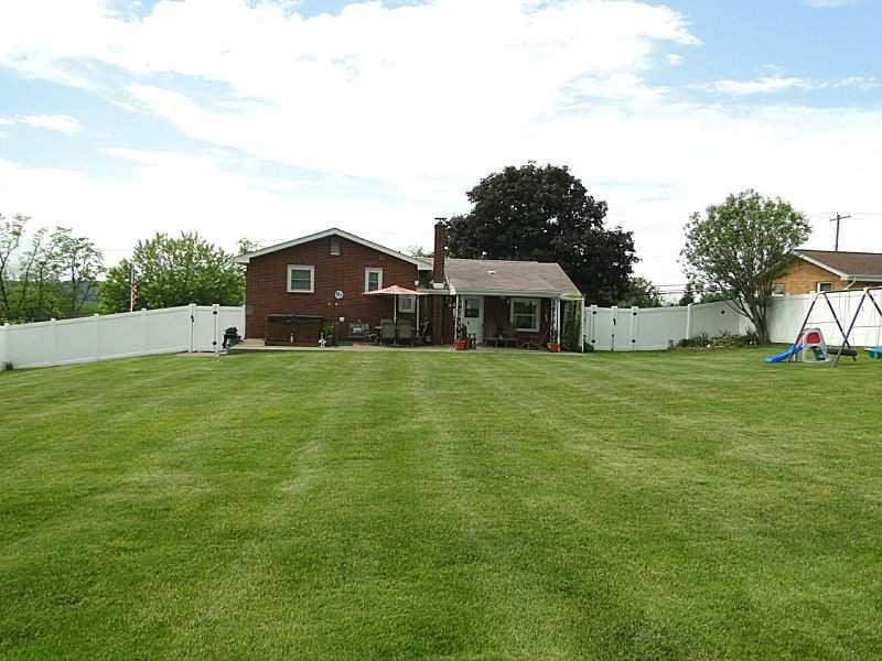 266 McConnell Road Canonsburg, PA 15317 - Photo 22 of 25 Exterior Back.