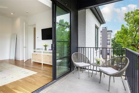 $895,000 | 4227 Holland Avenue, Unit 101, Dallas, TX 75219