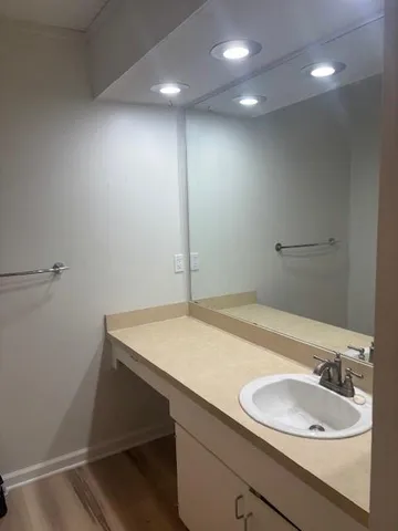 $125,000 | 111 East 50th Street, Unit B, Kansas City, MO 64112