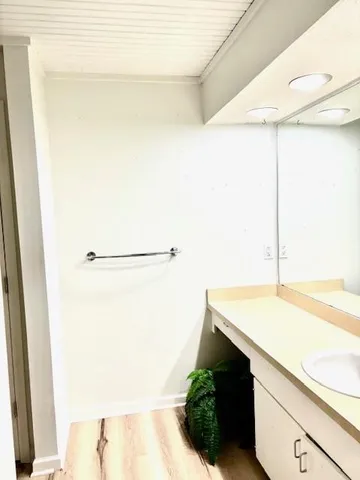 $125,000 | 111 East 50th Street, Unit B, Kansas City, MO 64112