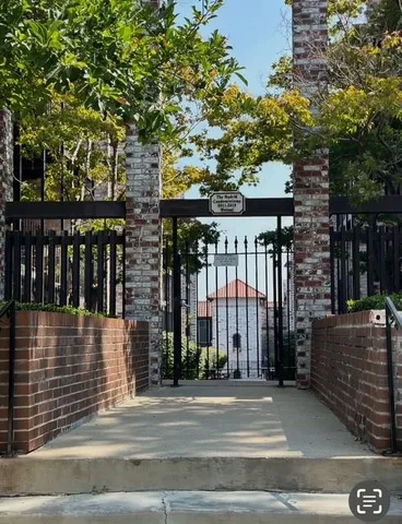 $125,000 | 111 East 50th Street, Unit B, Kansas City, MO 64112