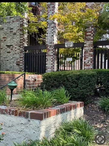 $125,000 | 111 East 50th Street, Unit B, Kansas City, MO 64112