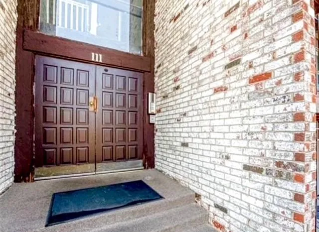 $125,000 | 111 East 50th Street, Unit B, Kansas City, MO 64112