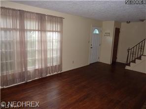 5143 Edenhurst Road Cleveland, OH 44124 - Photo 2 of 25