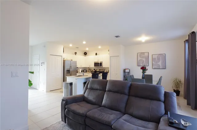 $540,000 | 20441 Northwest 4th Avenue, Miami Gardens, FL 33169