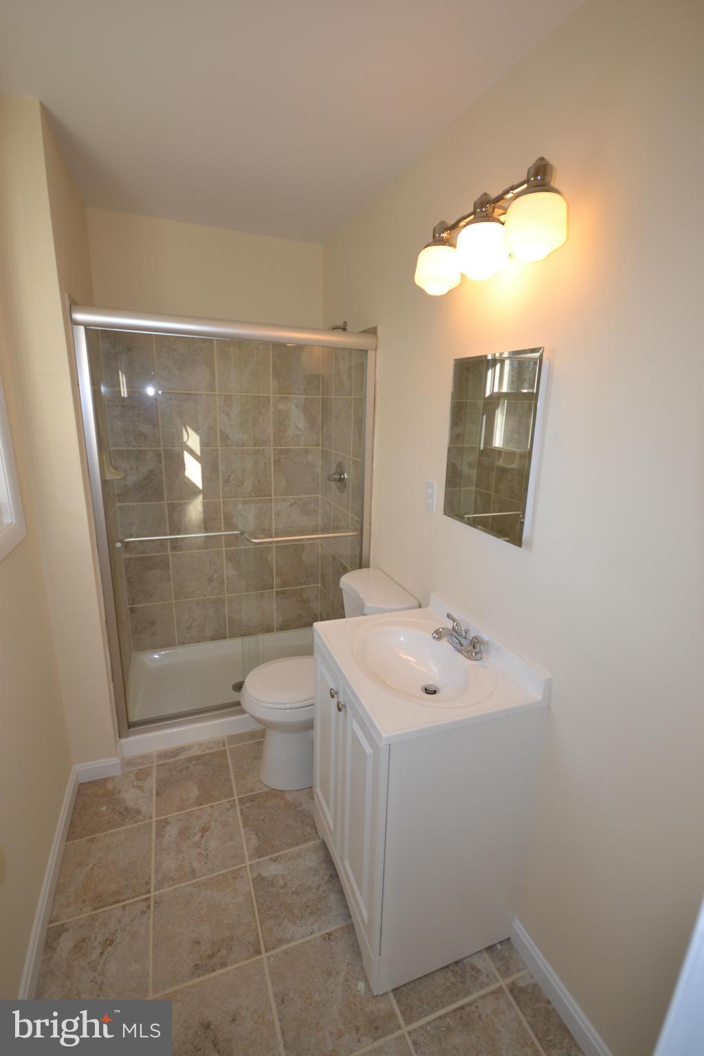 6513 Darwin Road Laurel, MD 20707 - Photo 14 of 24 Bath (Master)