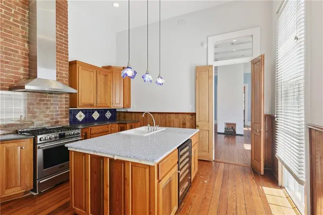 $1,100,000 | 1016 Fourth Street, New Orleans, LA 70130