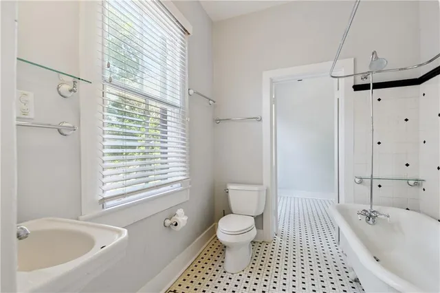 $1,100,000 | 1016 Fourth Street, New Orleans, LA 70130