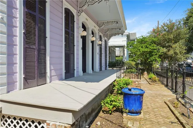 $1,100,000 | 1016 Fourth Street, New Orleans, LA 70130