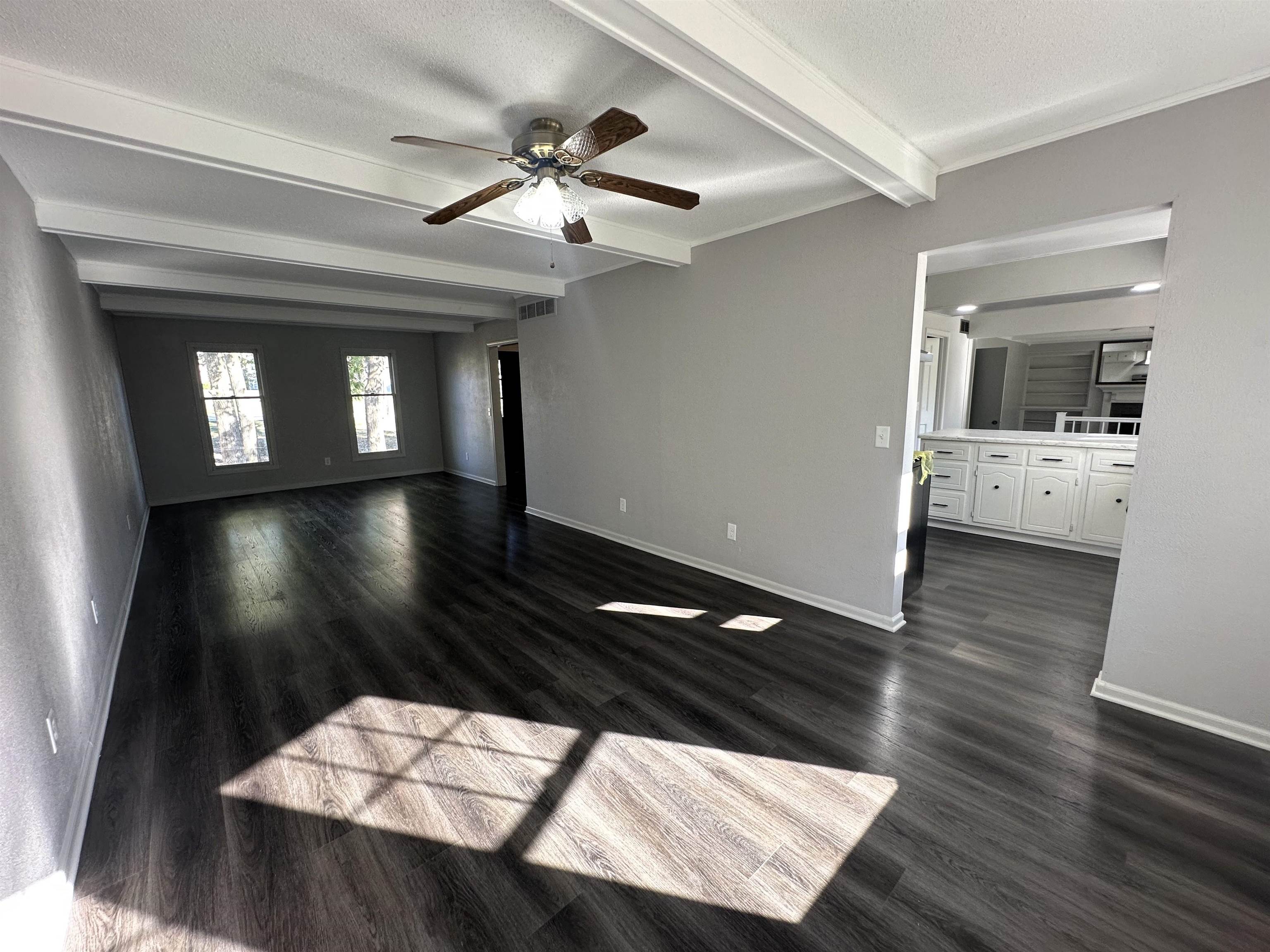 1436 South Hadley Road Fort Wayne, IN 46804 - Photo 3 of 36 Gallery Image 3