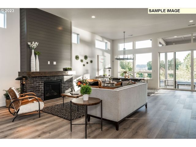 $809,000 | 2056 South River Road, Kelso, WA 98626