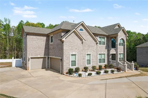 $750,000 | 3140 Jackson Creek Drive, Stockbridge, GA 30281