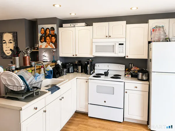 $330,000 | 404 Norwich Avenue, Norwich, CT 06380