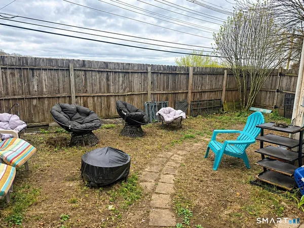 $330,000 | 404 Norwich Avenue, Norwich, CT 06380