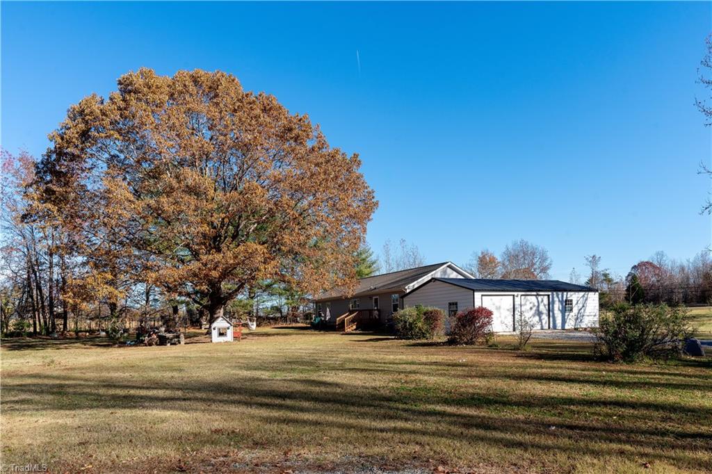 428 Sandy Cross Road Reidsville, NC 27320 - Photo 5 of 25