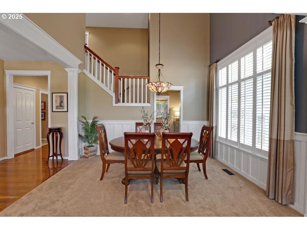 13922 Northwest Stonebridge Drive Portland, OR 97229 - Photo 6 of 33