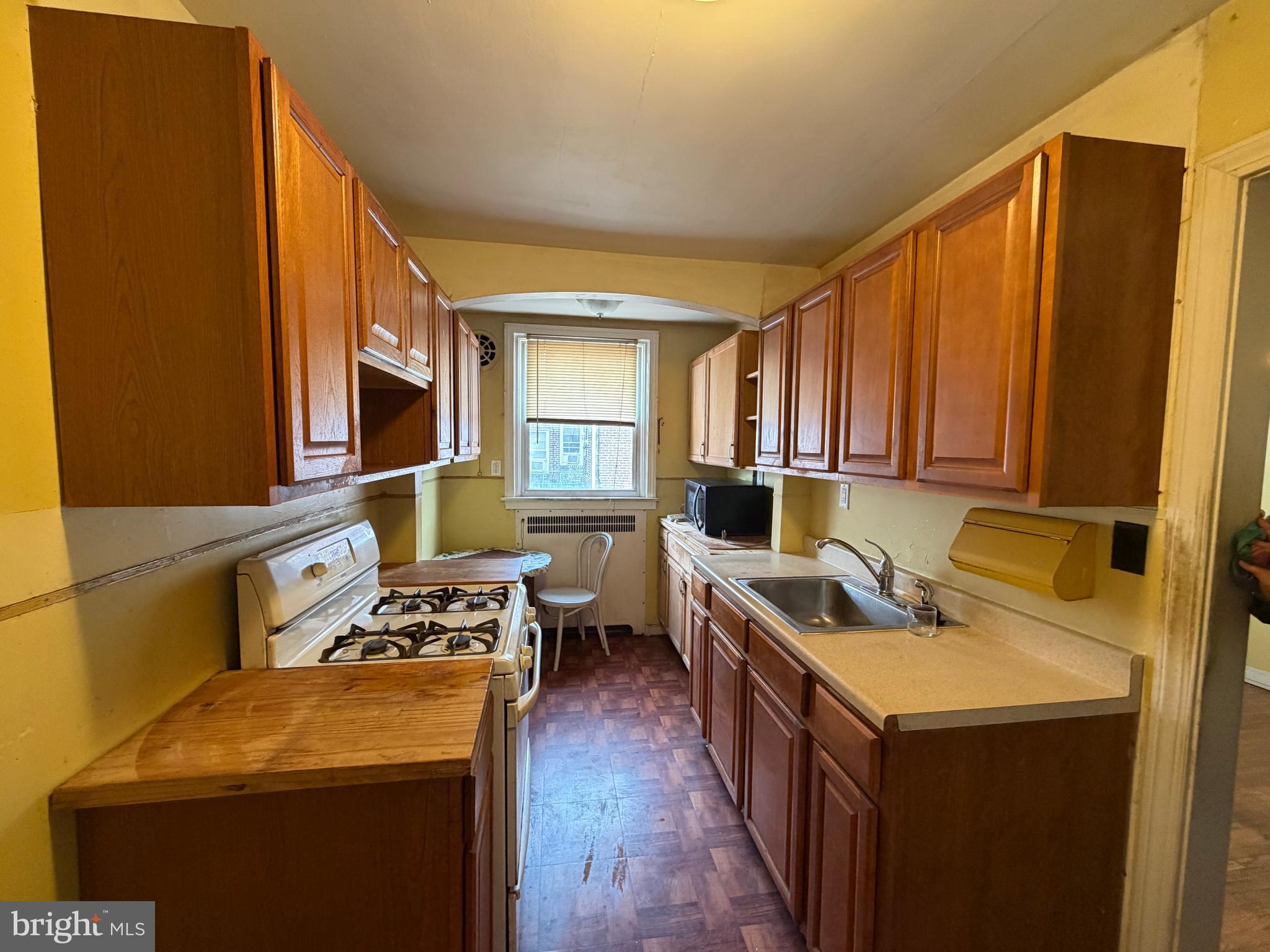 225 Wingate Road Upper Darby, PA 19082 - Photo 11 of 17