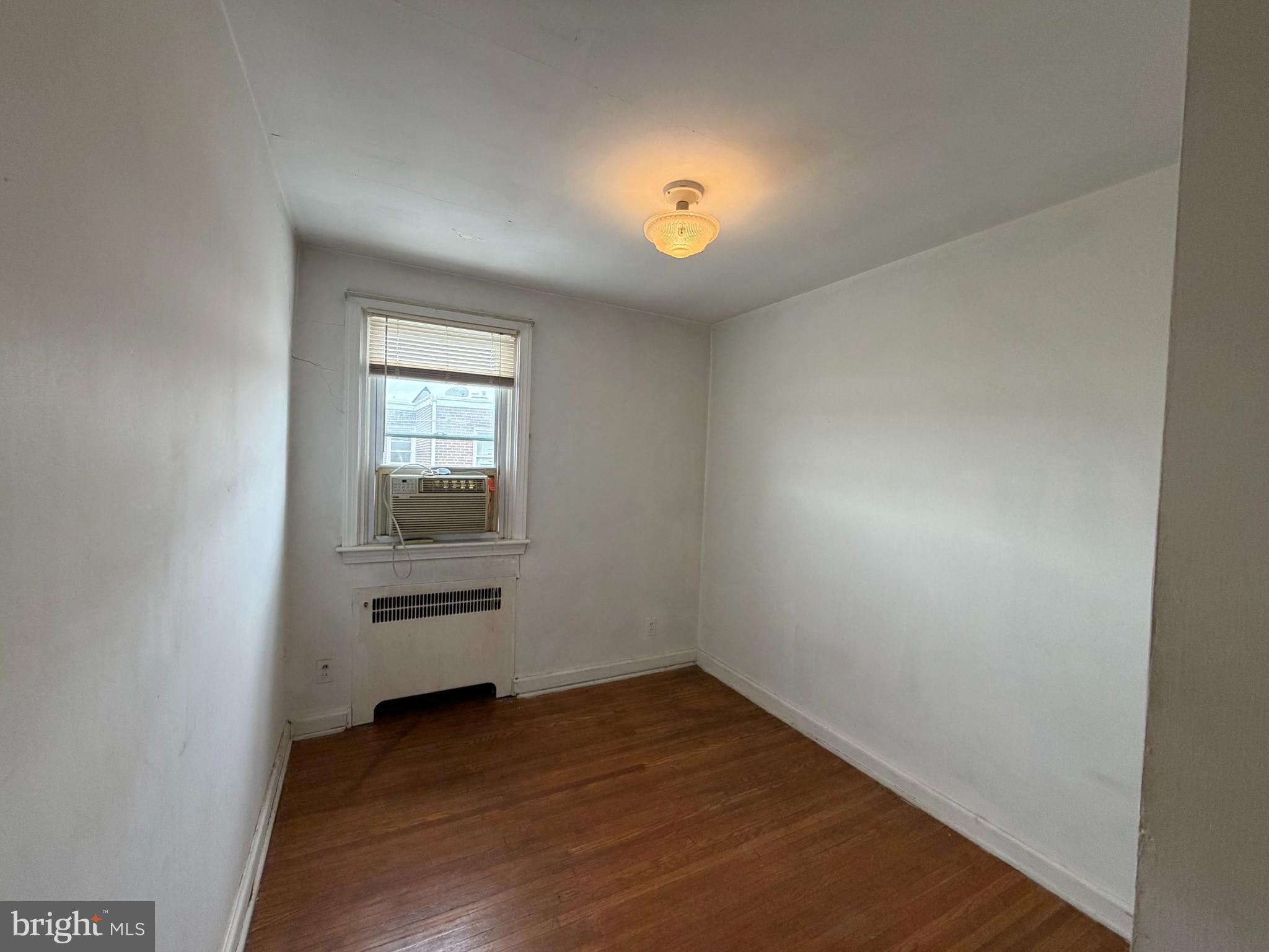 225 Wingate Road Upper Darby, PA 19082 - Photo 4 of 17