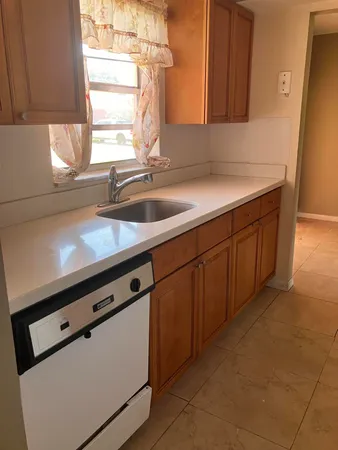 $1,400 | 17 Golfs Edge, Unit D, West Palm Beach, FL 33417