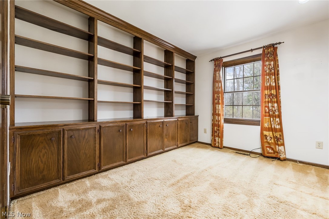 5180 Etna Road Columbus, OH 43213 - Photo 9 of 50