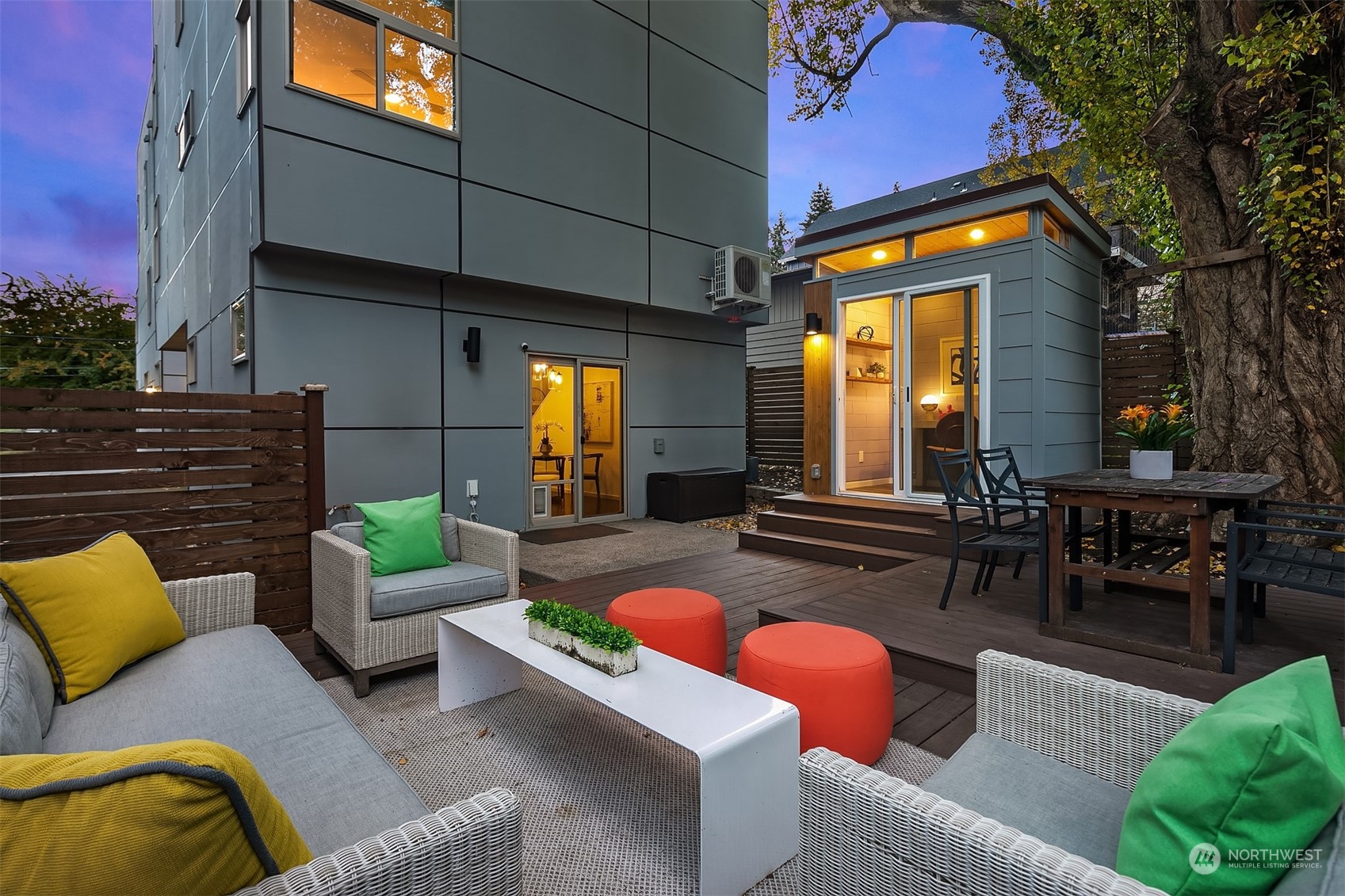 2838A Southwest Genesee Street Seattle, WA 98126 - Photo 3 of 40 Gallery Image 3