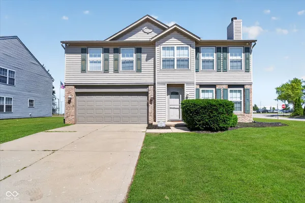 $349,900 | 1 Somerset Circle, Brownsburg, IN 46112