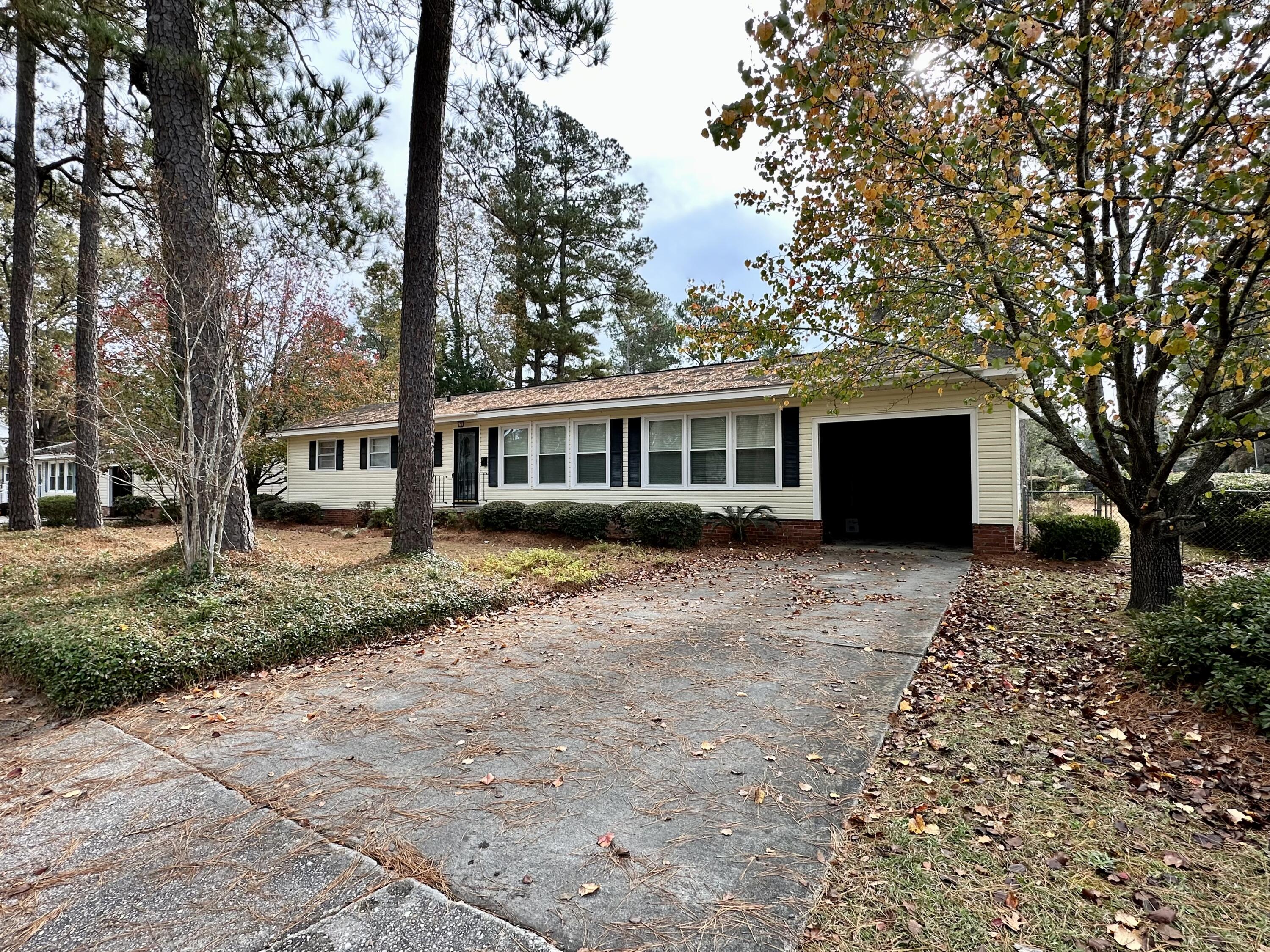 309 County Rd S-45-104 Kingstree, SC 29556 - Photo 1 of 9 IMG_1827