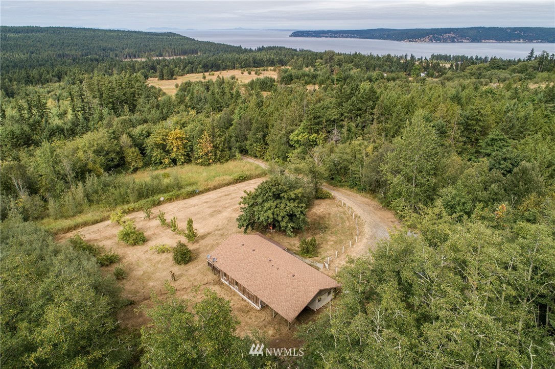 410 Old Gardiner Road Sequim, WA 98382 - Photo 3 of 39 Gallery Image 3