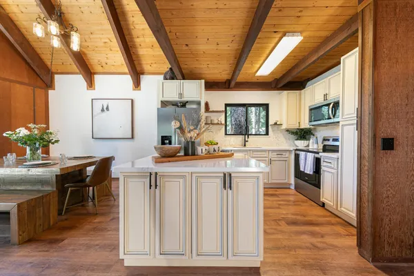 $1,399,000 | 938 Country Club Drive, Tahoe City, CA 96145