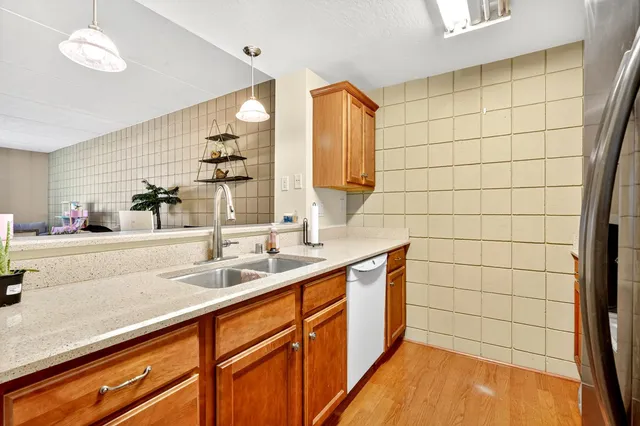 $257,900 | 400 North Richmond Street, Unit 332, Appleton, WI 54911