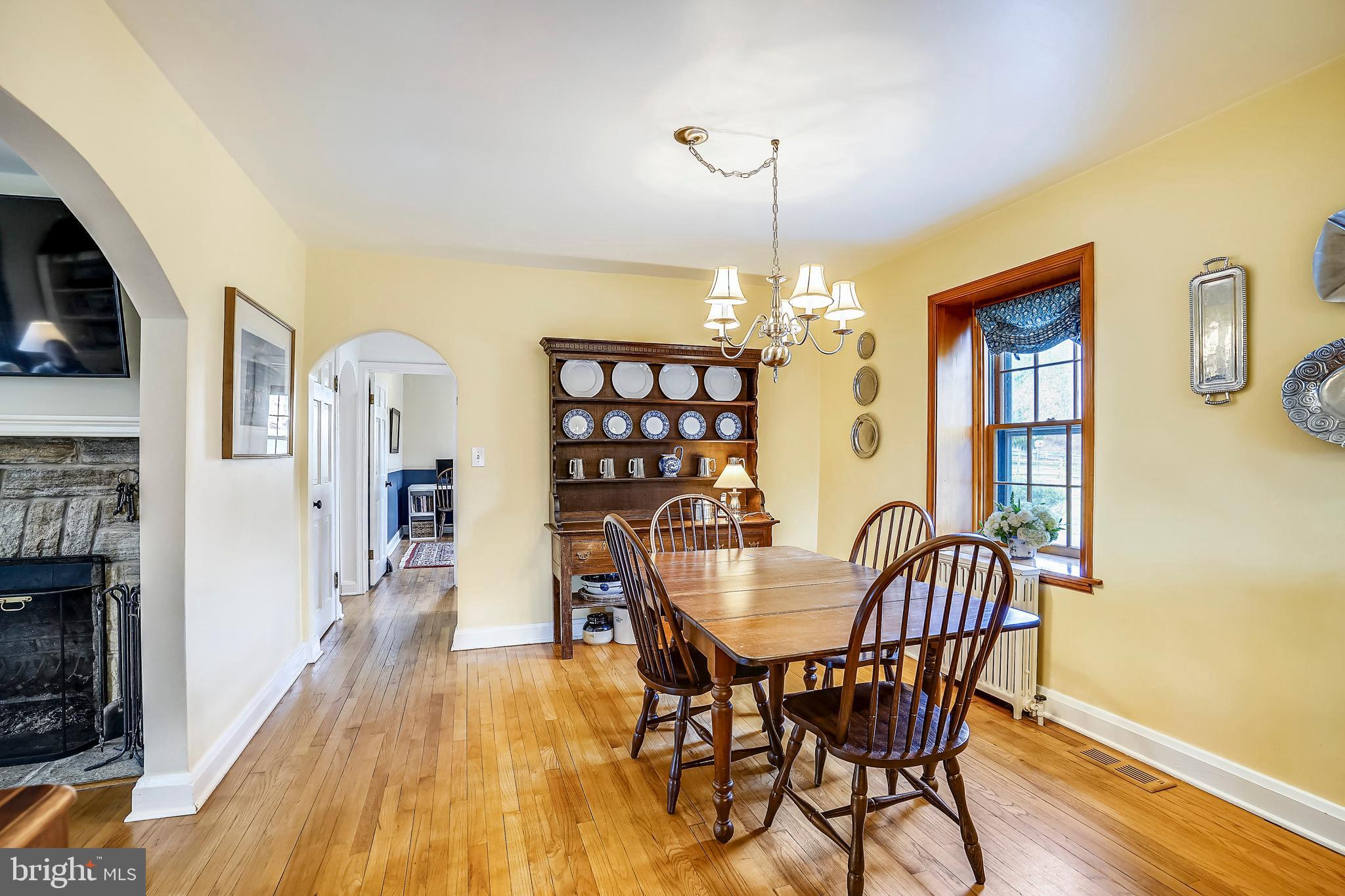 15309 York Road Sparks, MD 21152 - Photo 20 of 60 Hardwood floors through out