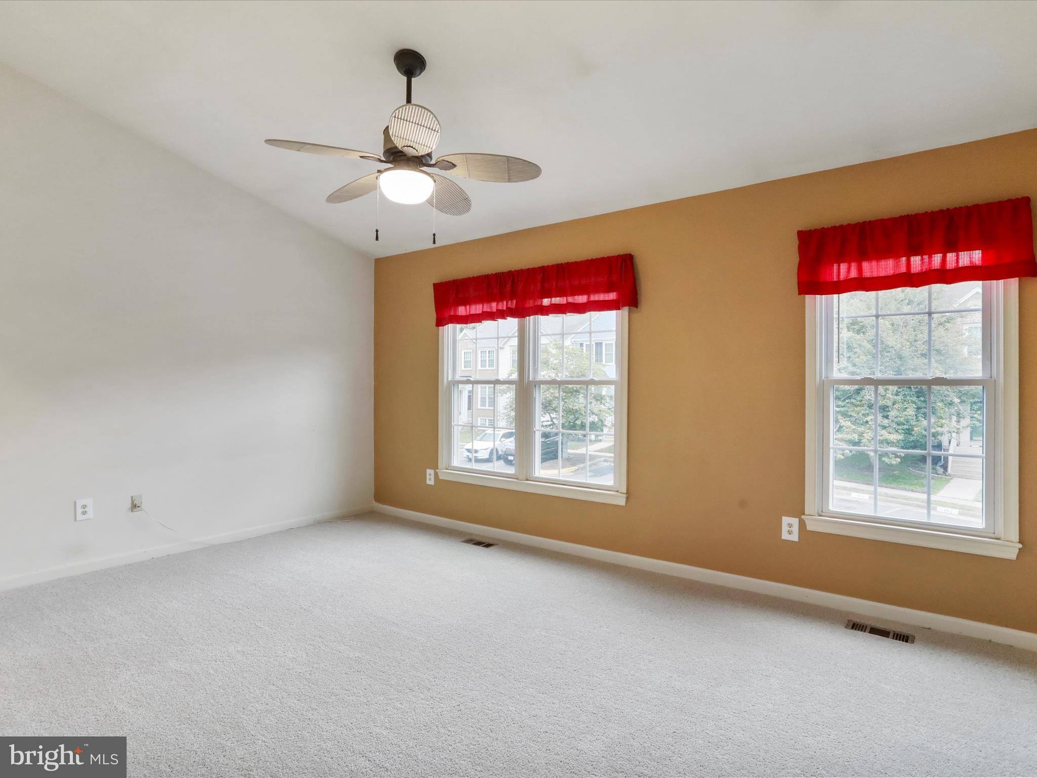 6910 Compton Valley Court Centreville, VA 20121 - Photo 23 of 37 a view of an empty room with a window