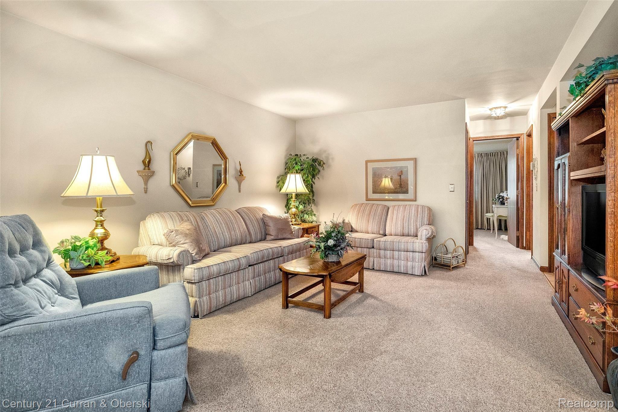 1199 Sheldon Road, Unit E29 Plymouth, MI 48170 - Photo 8 of 28 09.jpg