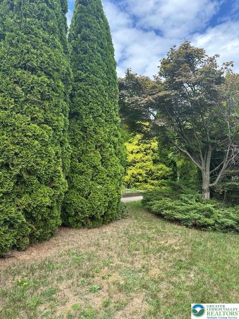 222 Molly Pitcher Road Mount Bethel, PA 18343 - Photo 2 of 16 Gallery Image 2