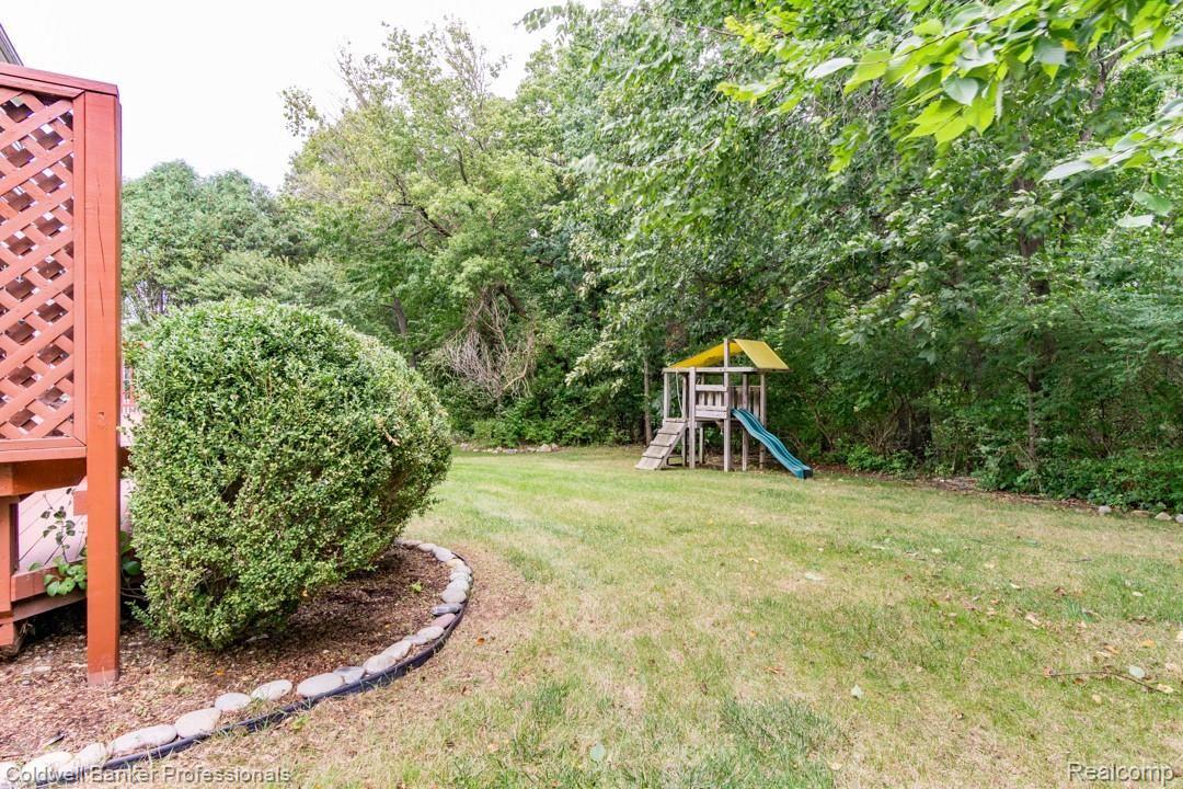 495 Bolinger Street Rochester, MI 48307 - Photo 27 of 30 495-Bolinger-St-31.jpg