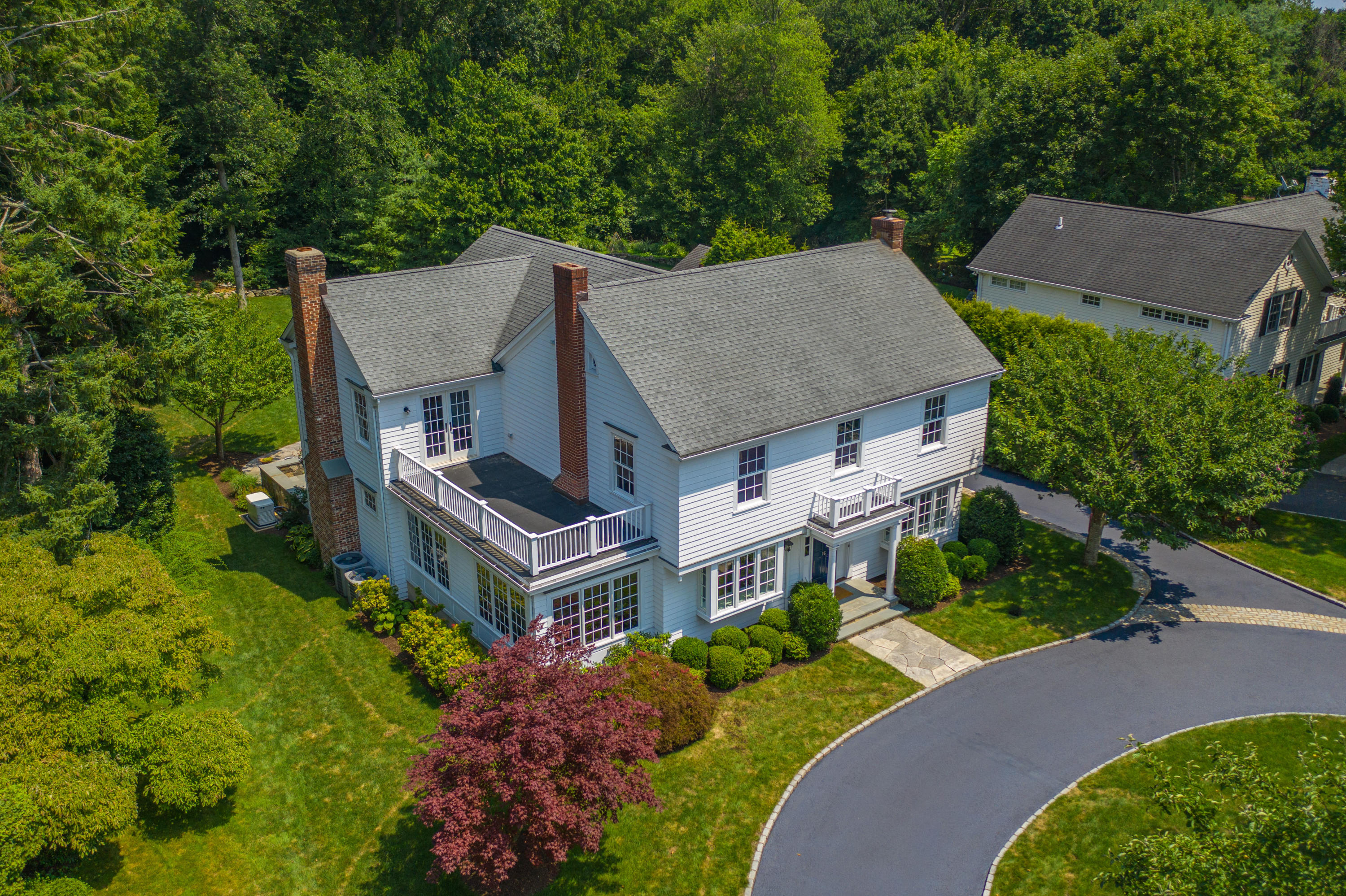 16 Birch Road Darien, CT 06820 - Photo 40 of 40 an aerial view of a house with a garden