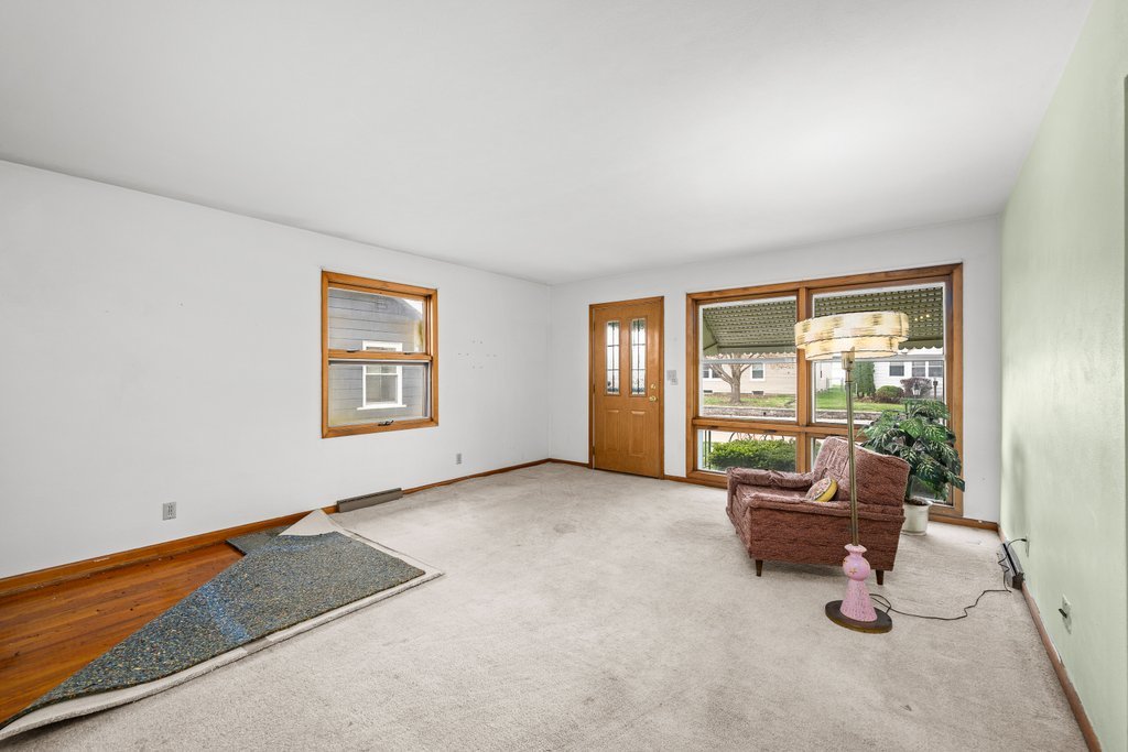 2374 33rd Street Moline, IL 61265 - Photo 10 of 30