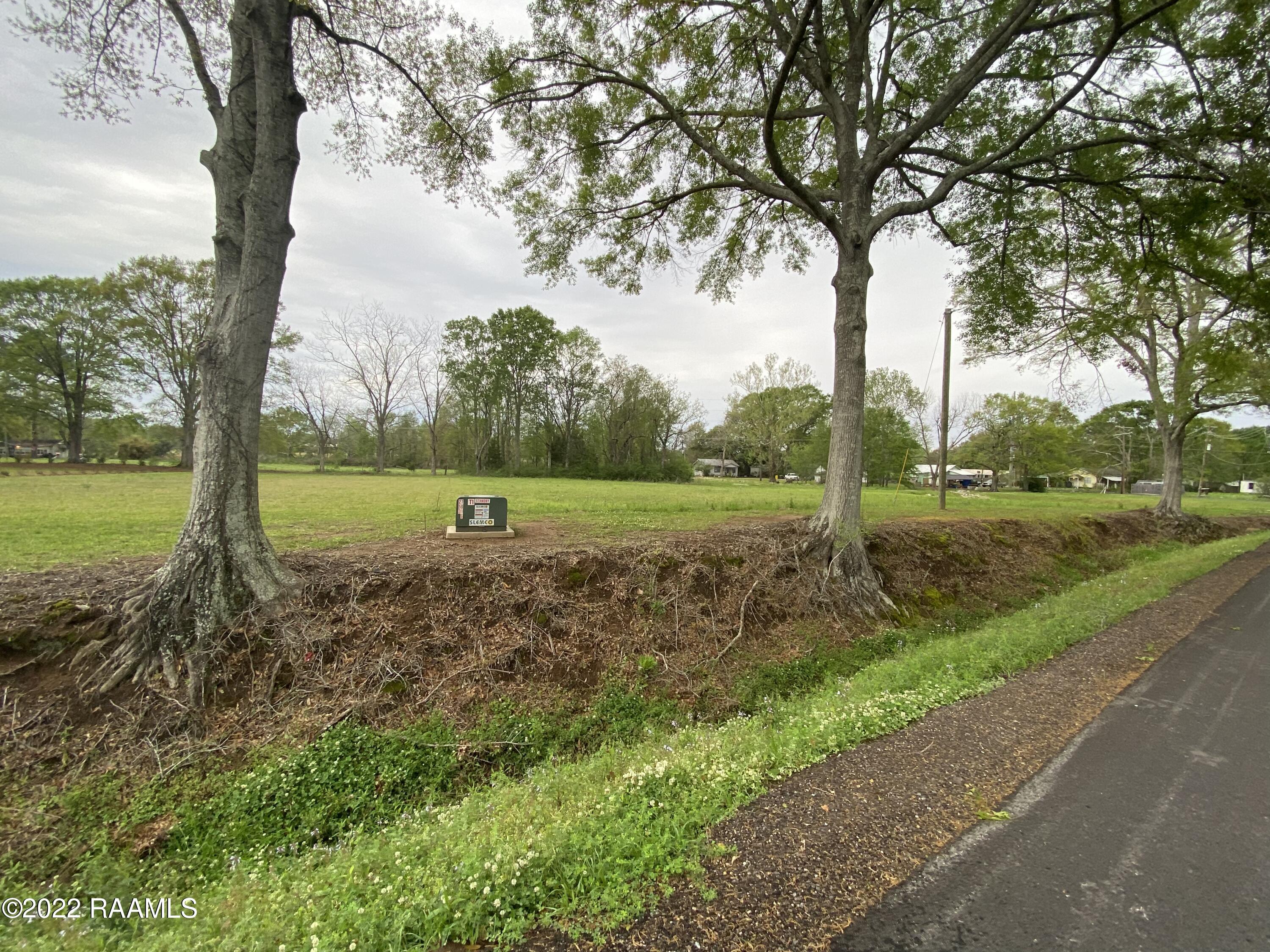 106-108 Kate Road Carencro, LA 70520 - Photo 6 of 10 6D931BC9-4F4E-4094-901E-75DBAA247964