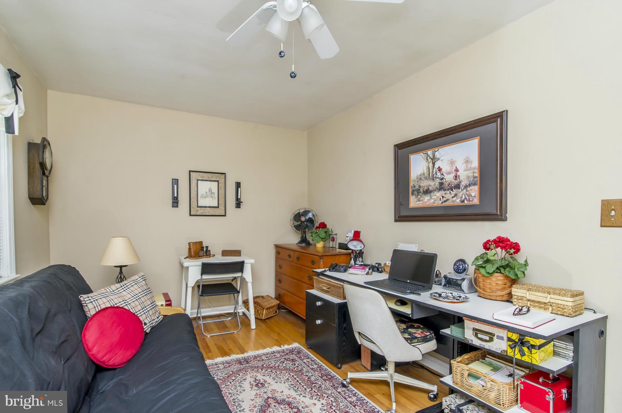 6906 Broening Road Dundalk, MD 21222 - Photo 17 of 29 a view of a workspace with furniture