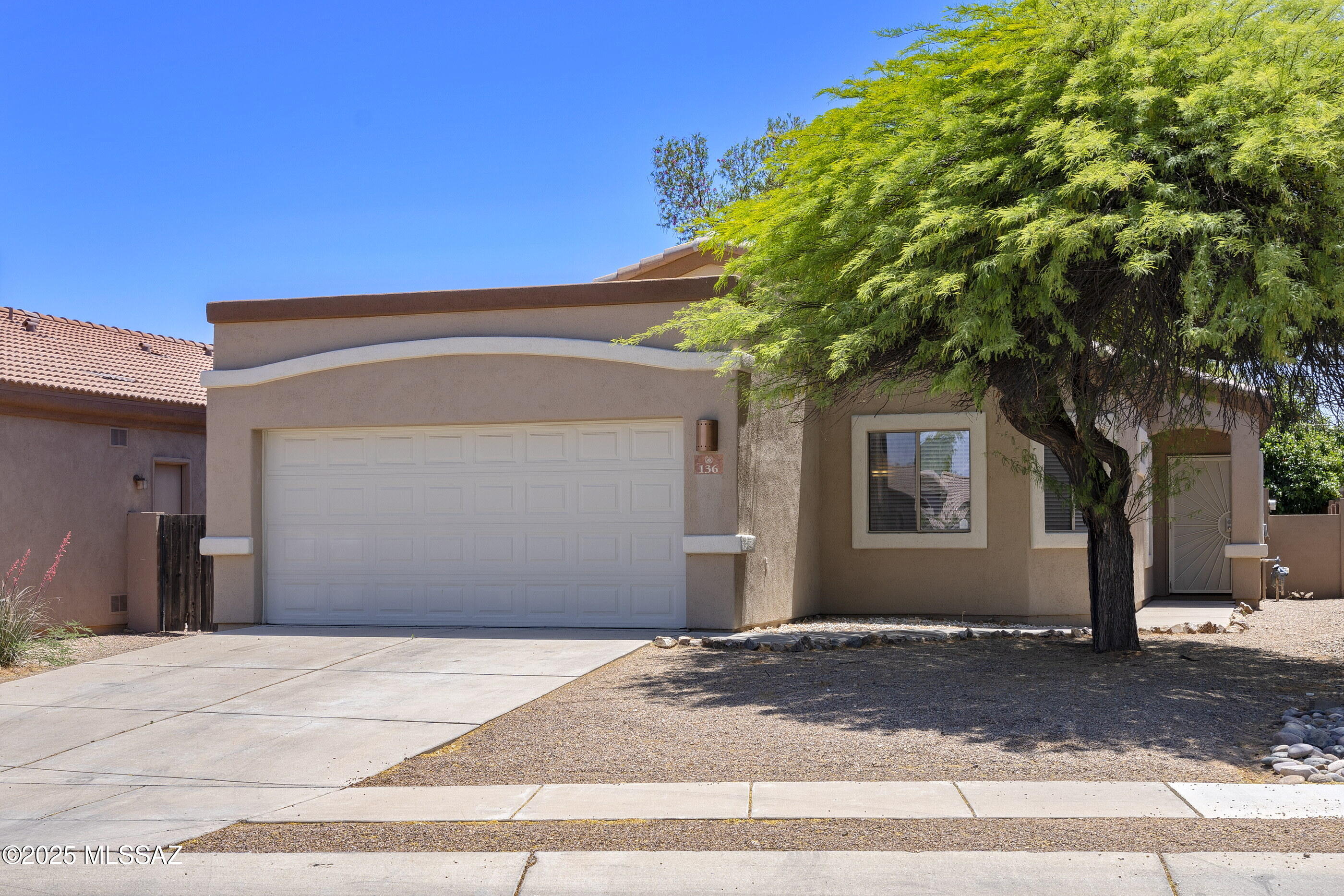 136 East Corte Rancho Colina Sahuarita, AZ 85629 - Photo 1 of 21