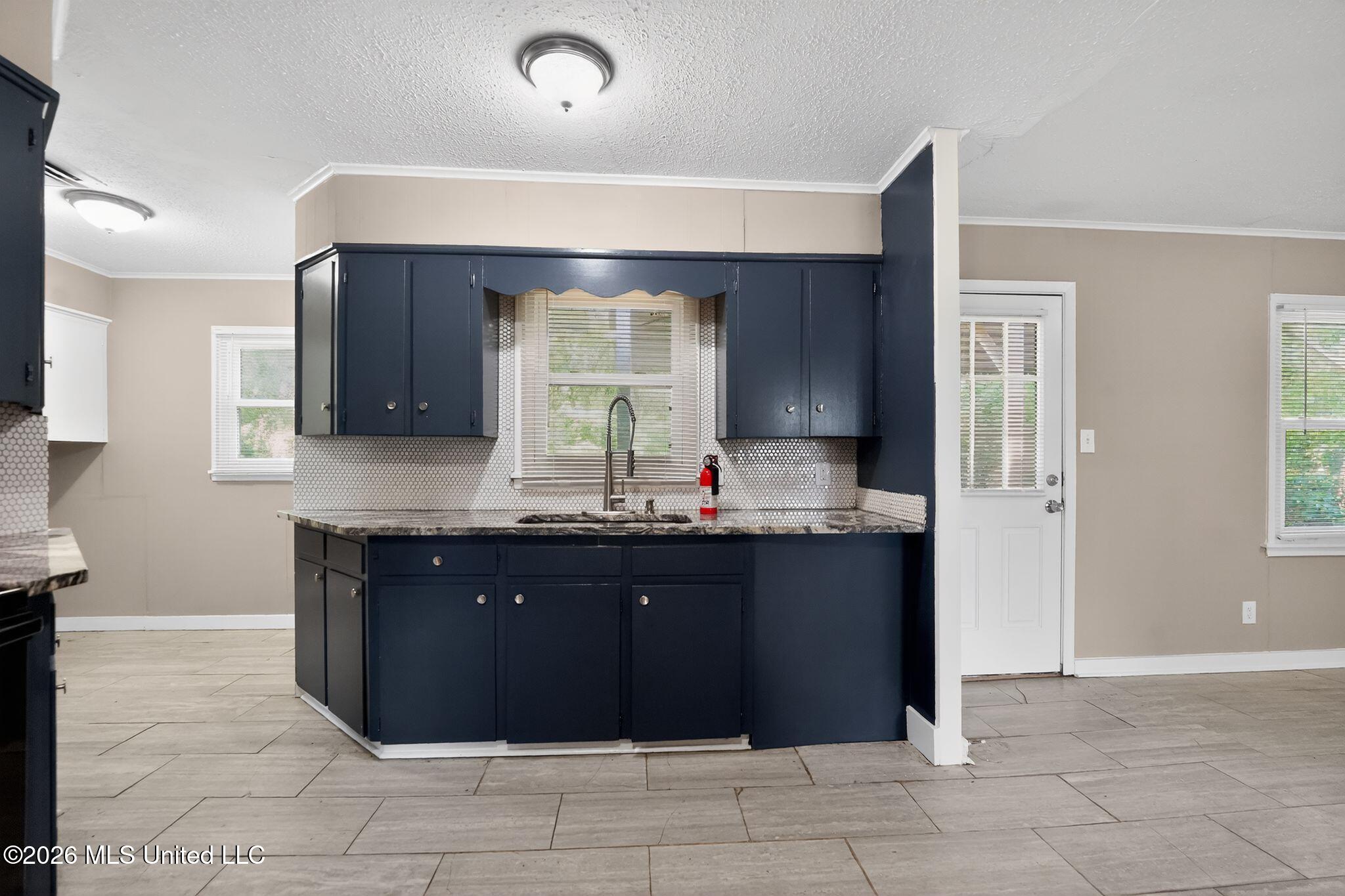 1623 Wilhurst Street Jackson, MS 39211 - Photo 18 of 41 24_1623_Wilhurst_St_Jackson_MS_39211-Kit